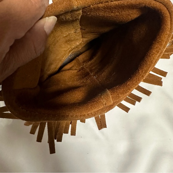 Minnetonka Brown Fringe Moccasin Boots - Picture 16 of 16